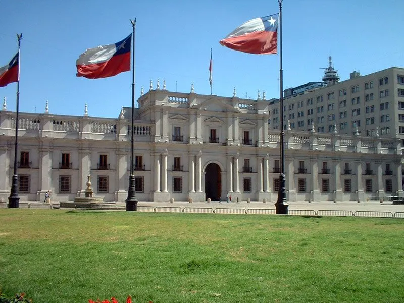 Proyectando Instituciones Sólidas